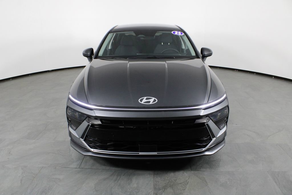 Certified 2025 Hyundai Sonata SE image 13