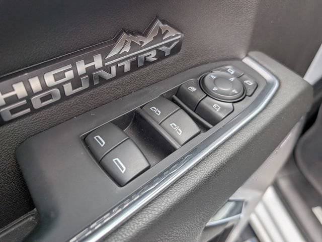 Used 2023 Chevrolet Silverado 1500 High Country w/ High Country Premium Package AWD/4WD image 16