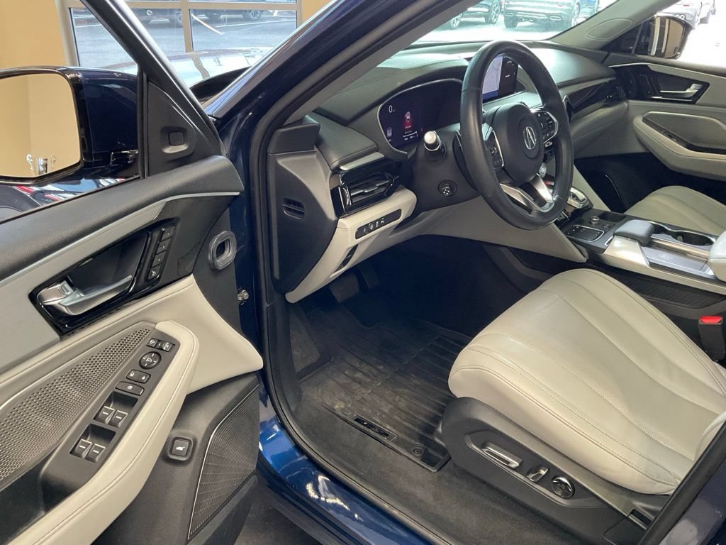 Certified 2024 Acura MDX w/ Technology Package AWD/4WD image 10