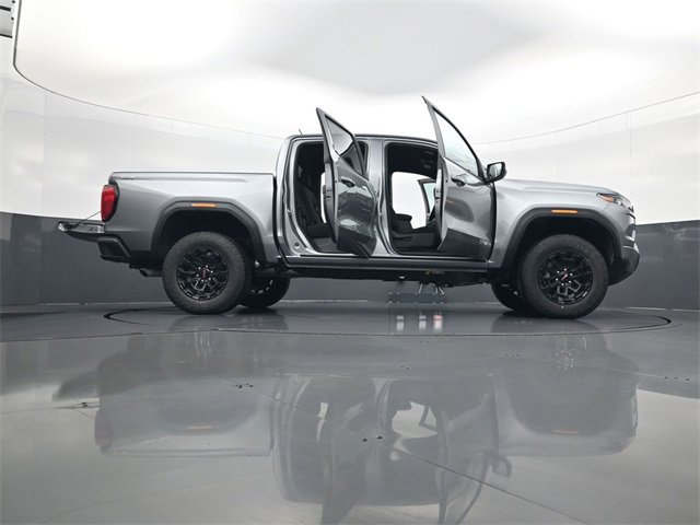 New 2026 GMC Canyon Elevation w/ Convenience Package image 33