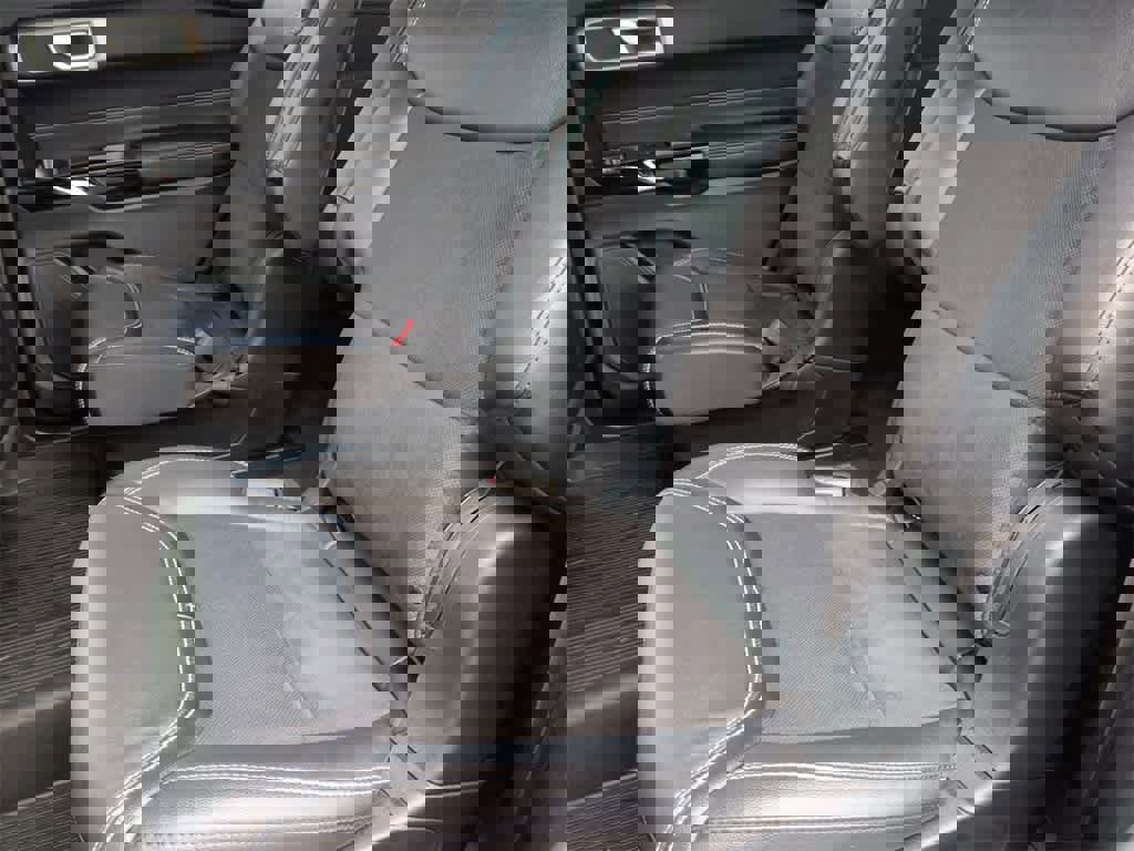 Used 2022 Ford Explorer ST image 20