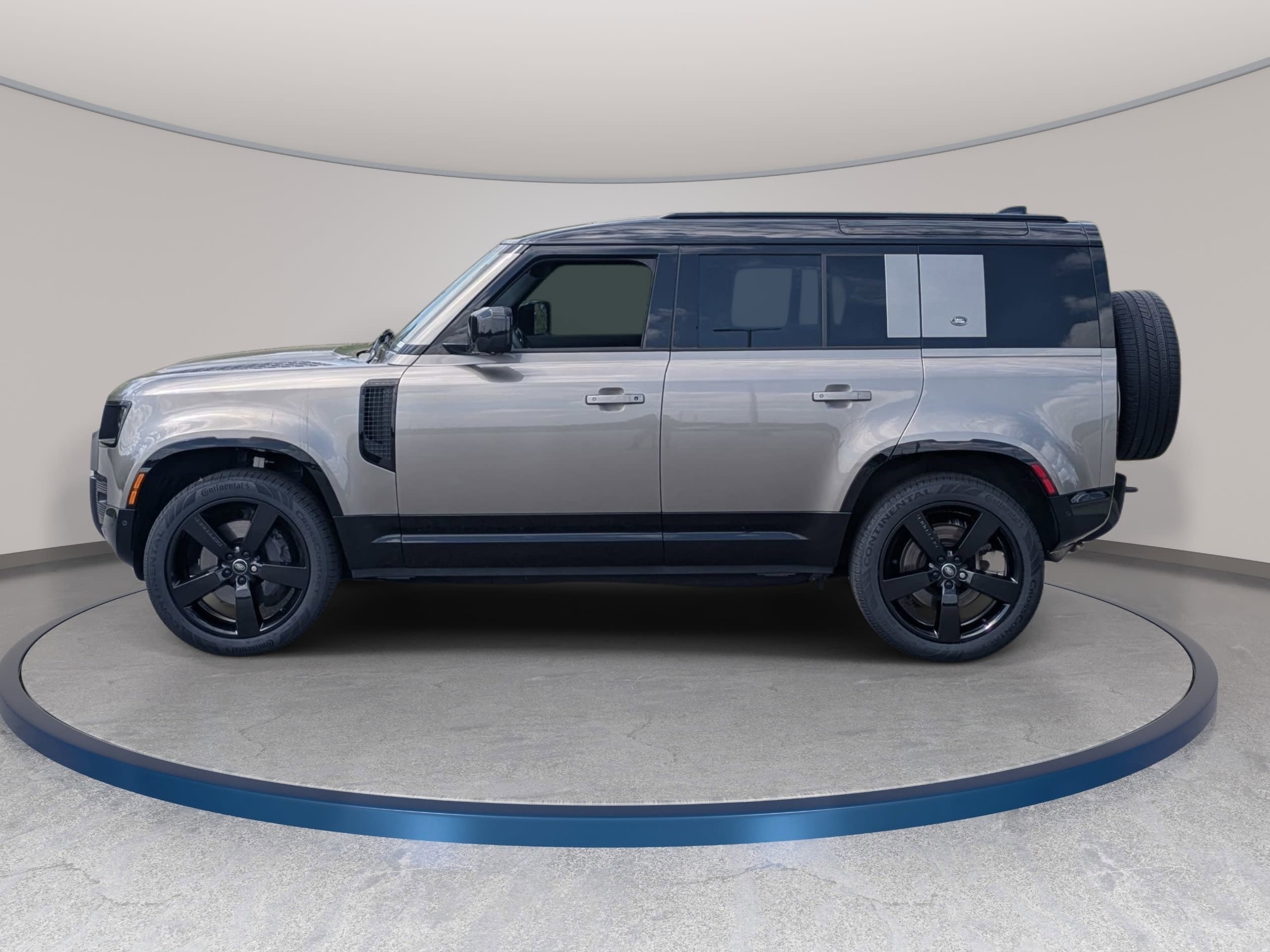 Certified 2024 Land Rover Defender 110 X-Dynamic SE image 8