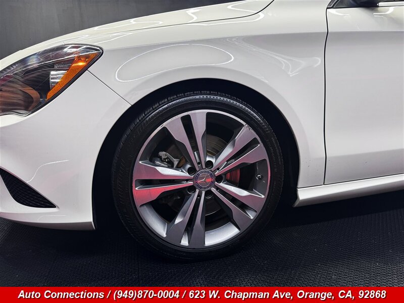 Used 2014 Mercedes-Benz CLA 250 image 38