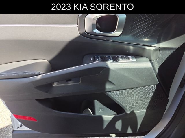 Used 2023 Kia Sorento S FWD image 24