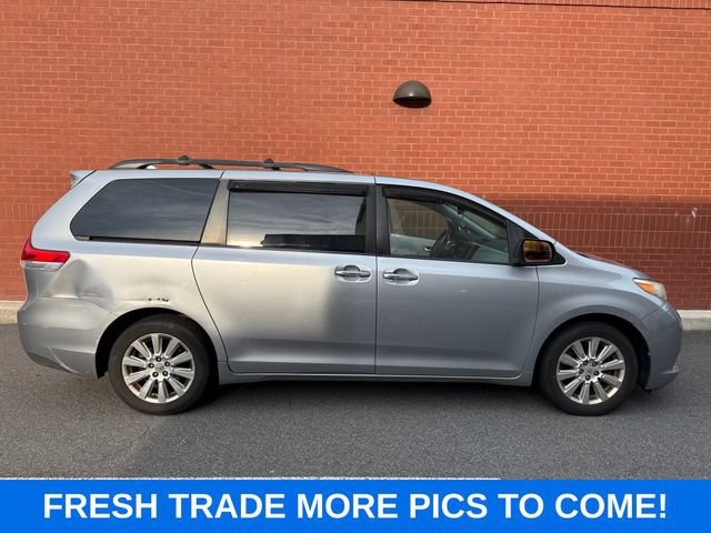 Used 2011 Toyota Sienna Limited w/ Premium Pkg AWD/4WD video 1