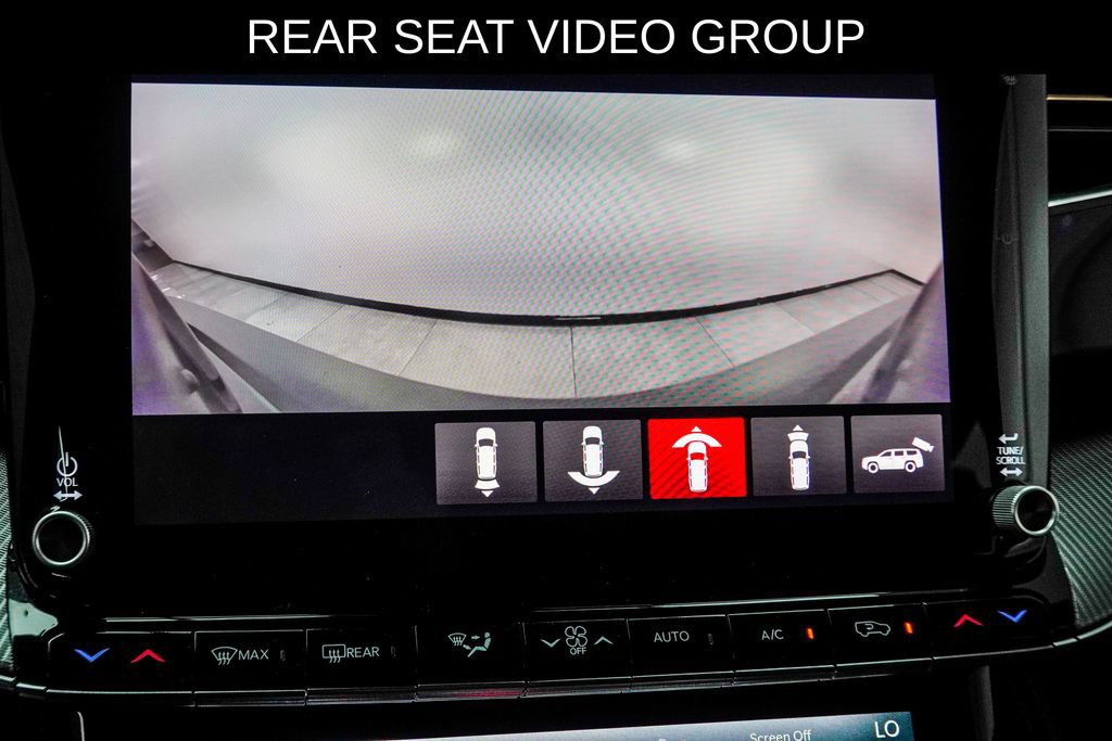 Used 2023 Jeep Grand Wagoneer Series III w/ Rear Seat Video Group 1 AWD/4WD image 29