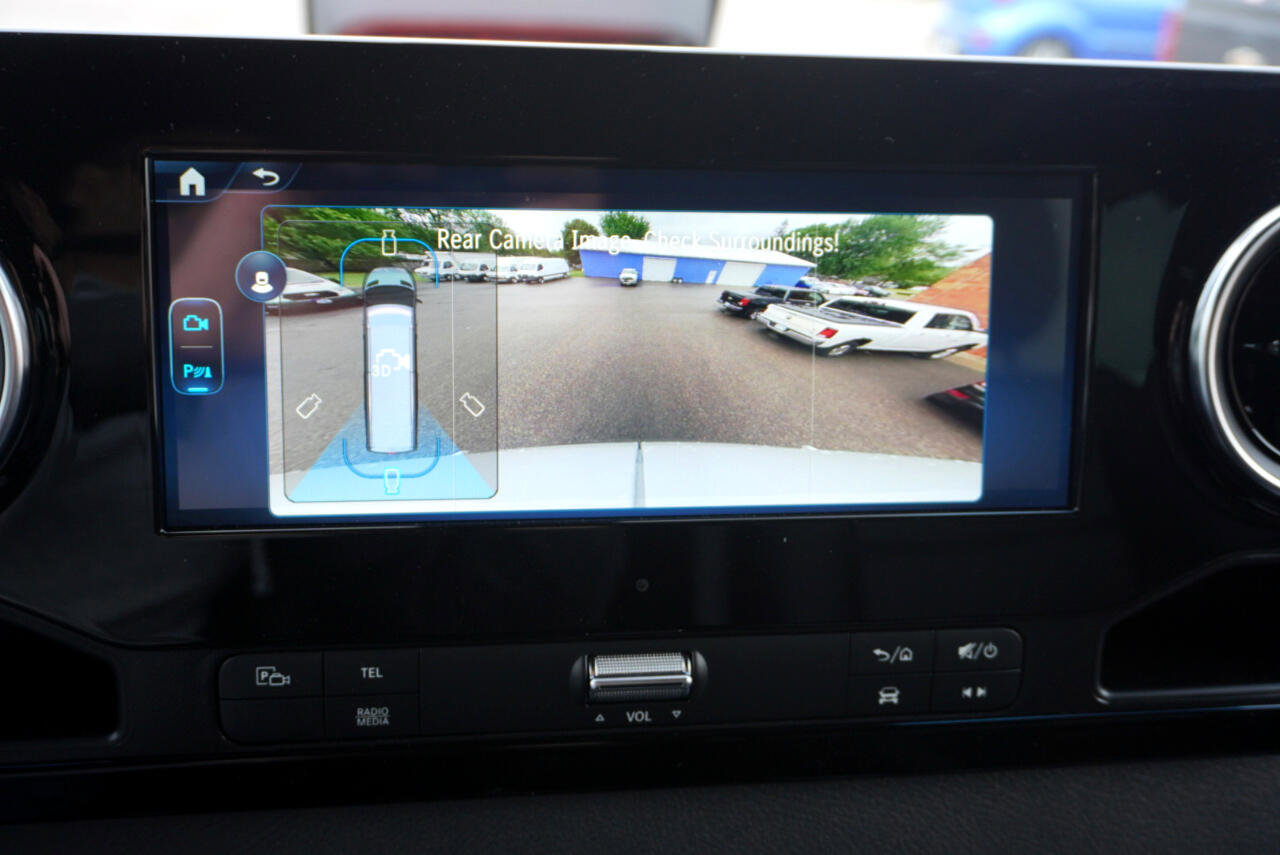 Used 2025 Mercedes-Benz Sprinter 2500 image 17