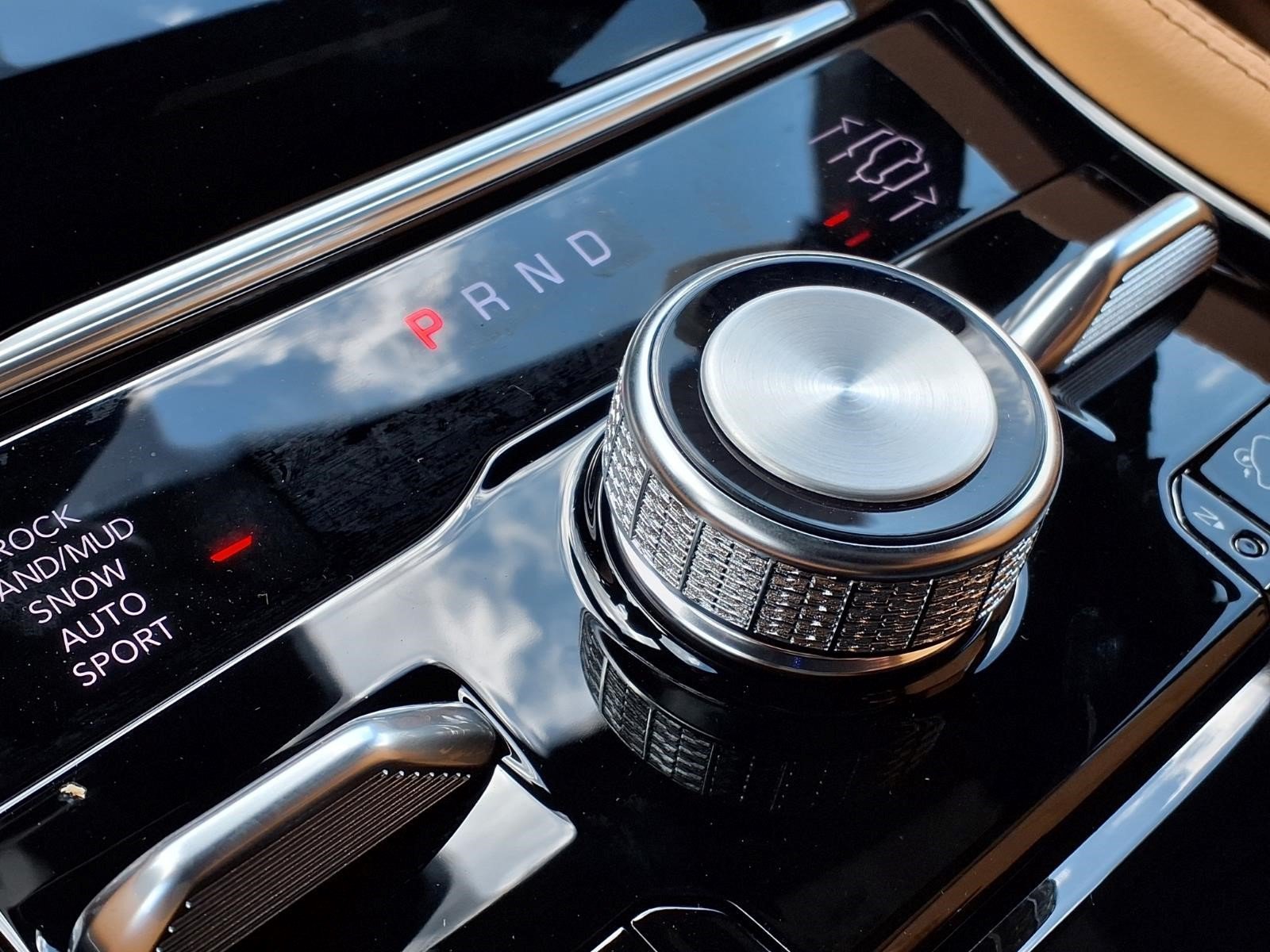 New 2026 Jeep Grand Cherokee Summit AWD/4WD image 13