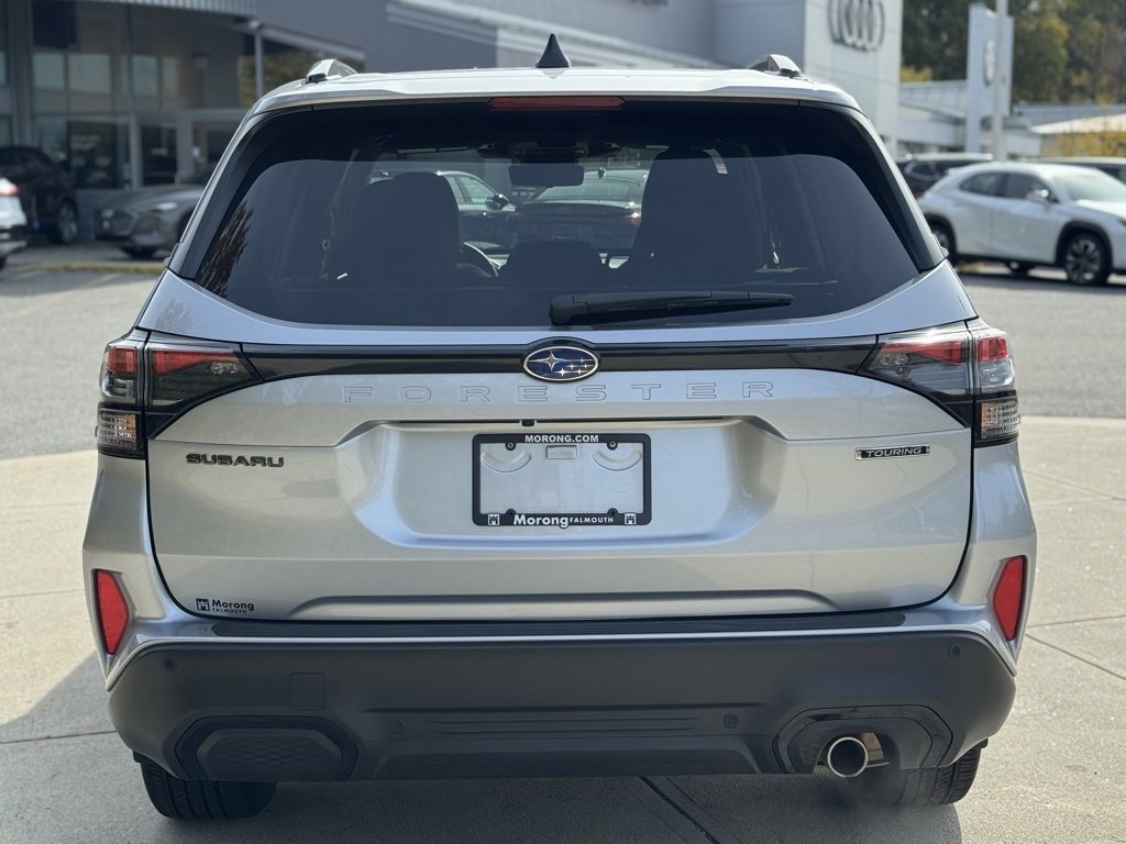 Used 2025 Subaru Forester Touring image 10