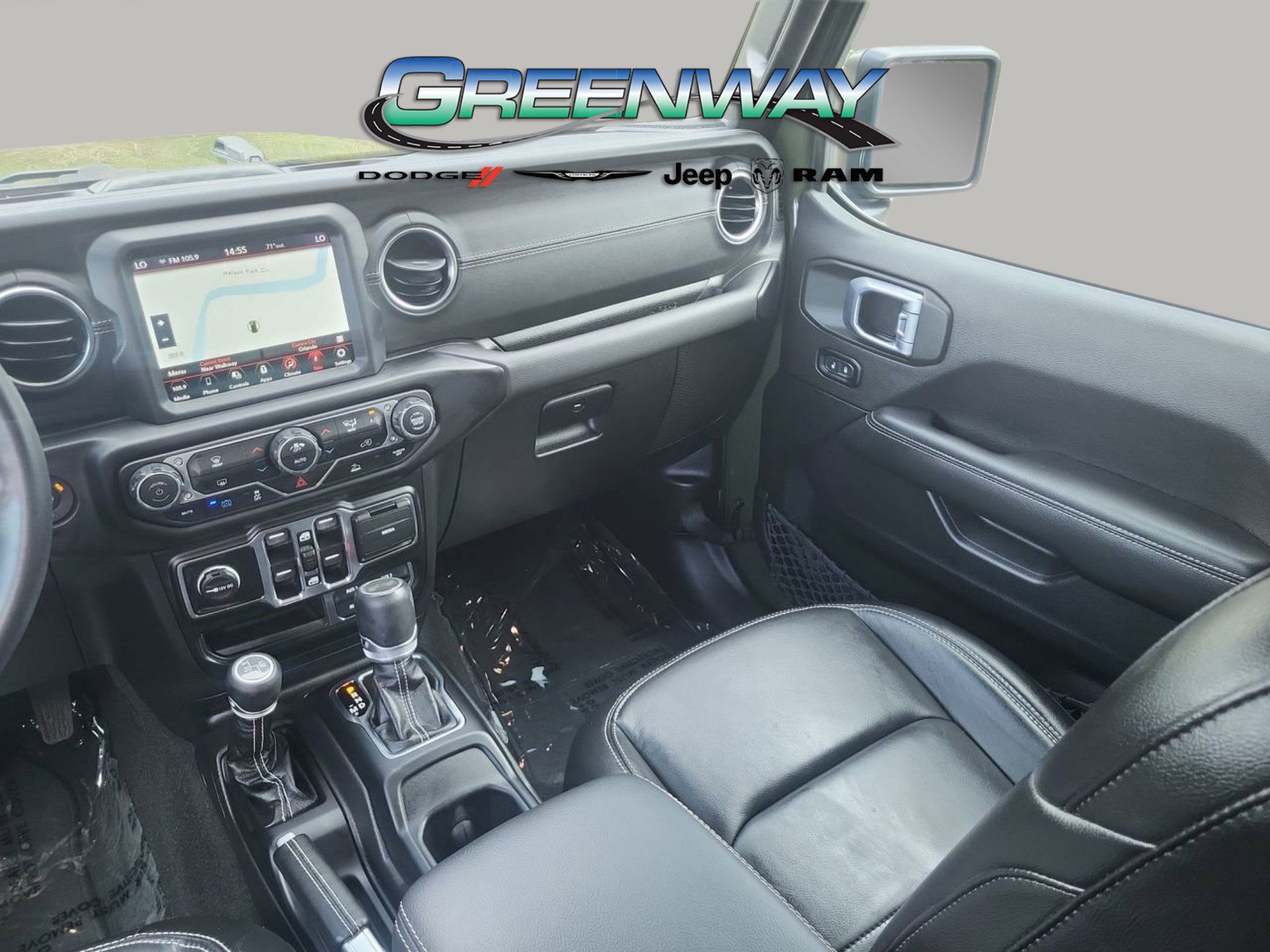 Used 2023 Jeep Wrangler Unlimited Sahara AWD/4WD image 15