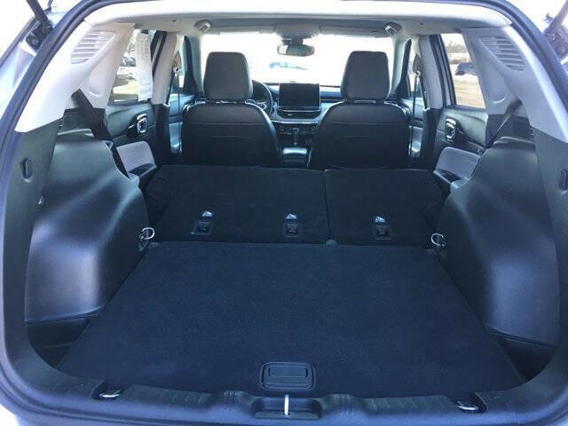 Used 2022 Jeep Compass Limited image 32