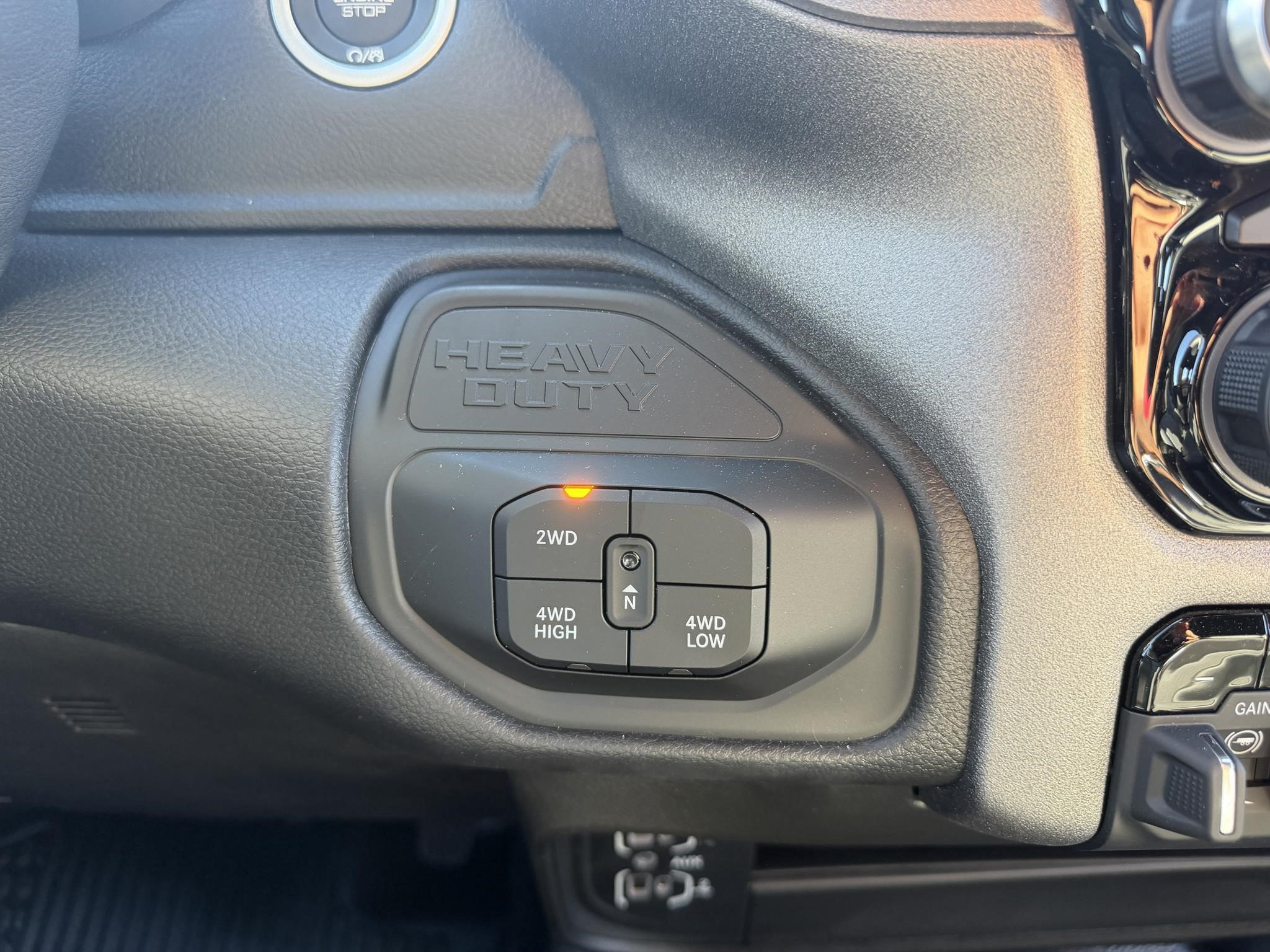 Used 2026 RAM 2500 Tradesman w/ Chrome Appearance Group AWD/4WD image 15
