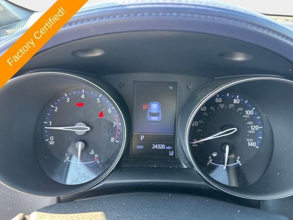 Used 2020 Toyota C-HR XLE image 19