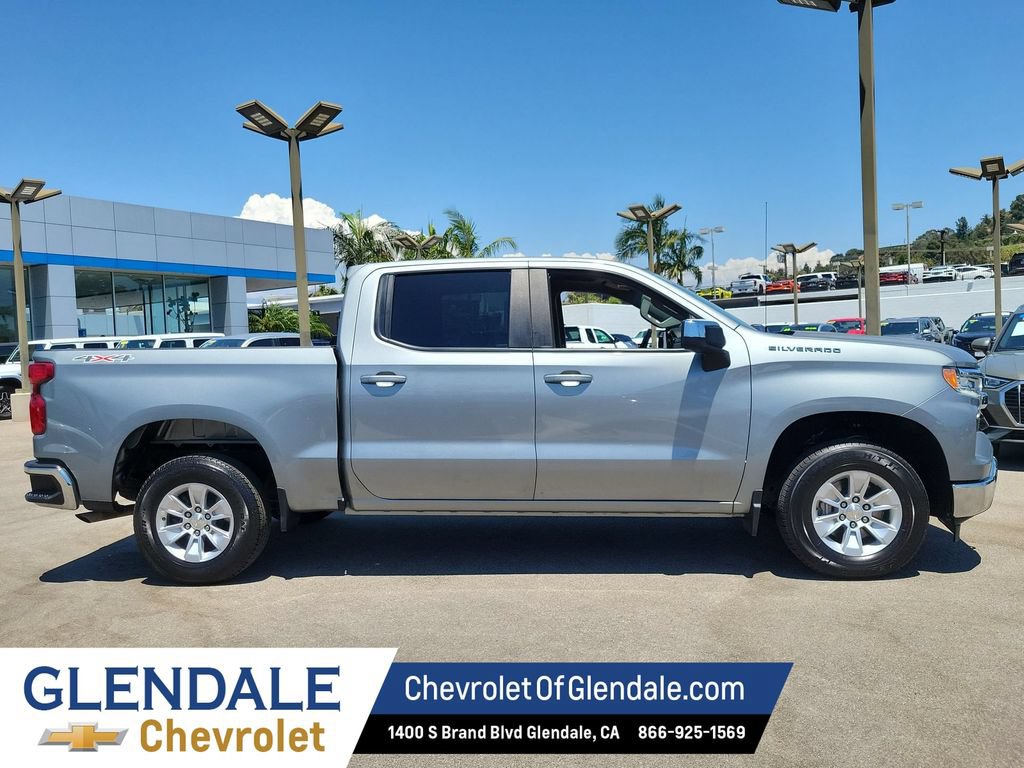 Certified 2025 Chevrolet Silverado 1500 LT AWD/4WD image 10