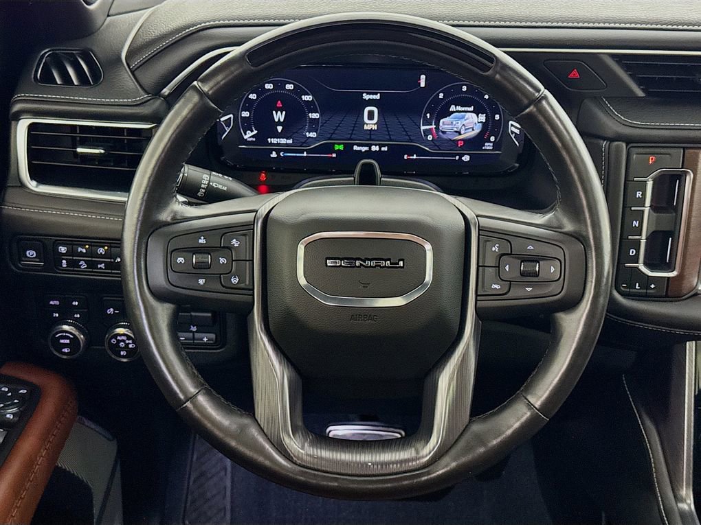 Used 2023 GMC Yukon XL Denali Ultimate AWD/4WD image 37