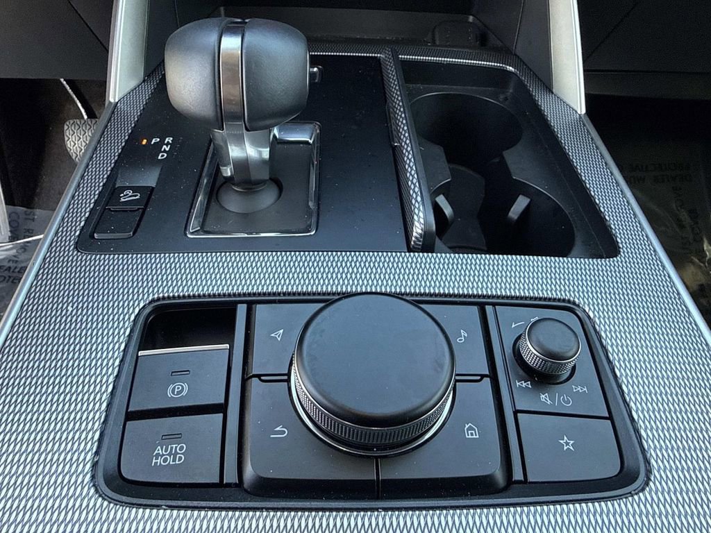 Certified 2026 MAZDA CX-70 3.3 Turbo w/ Preferred Package image 40