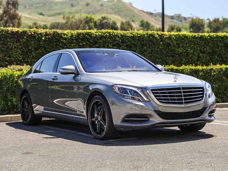 Used 2015 Mercedes-Benz S 550 Sedan image 3