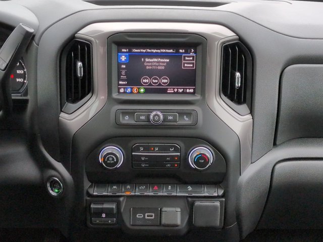 Used 2025 Chevrolet Silverado 1500 Custom Trail Boss AWD/4WD image 17