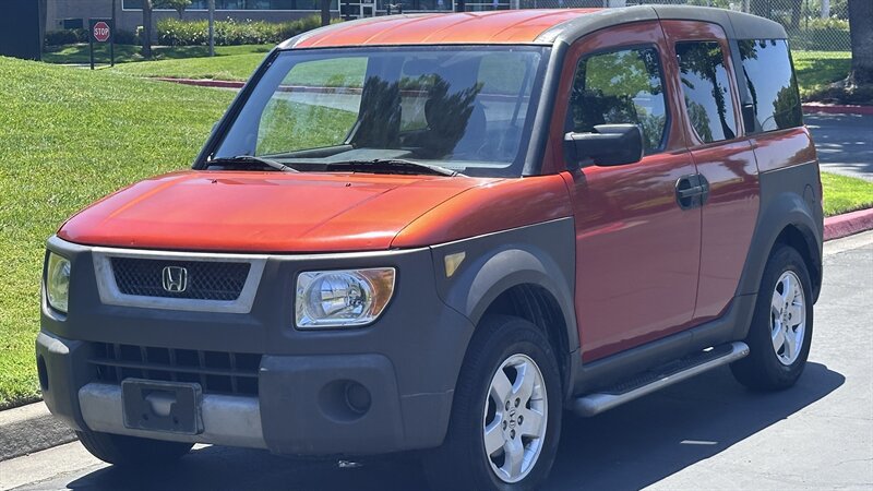 Used 2004 Honda Element EX image 1