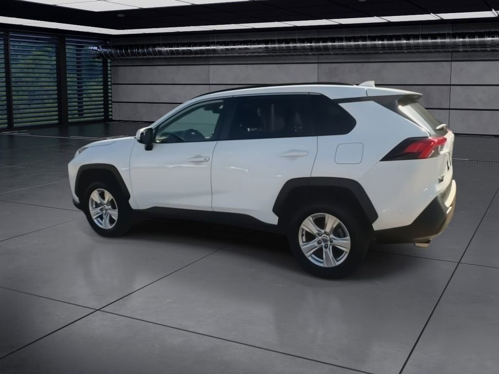 Used 2021 Toyota RAV4 XLE image 6