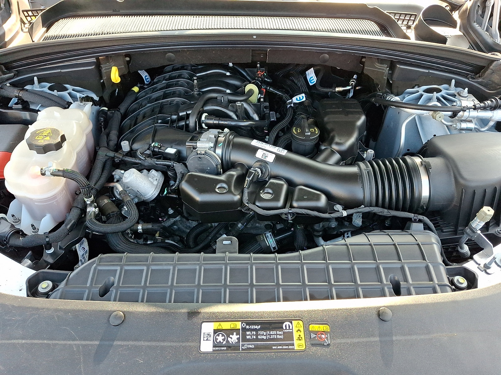 Used 2023 Jeep Grand Cherokee Altitude AWD/4WD image 27