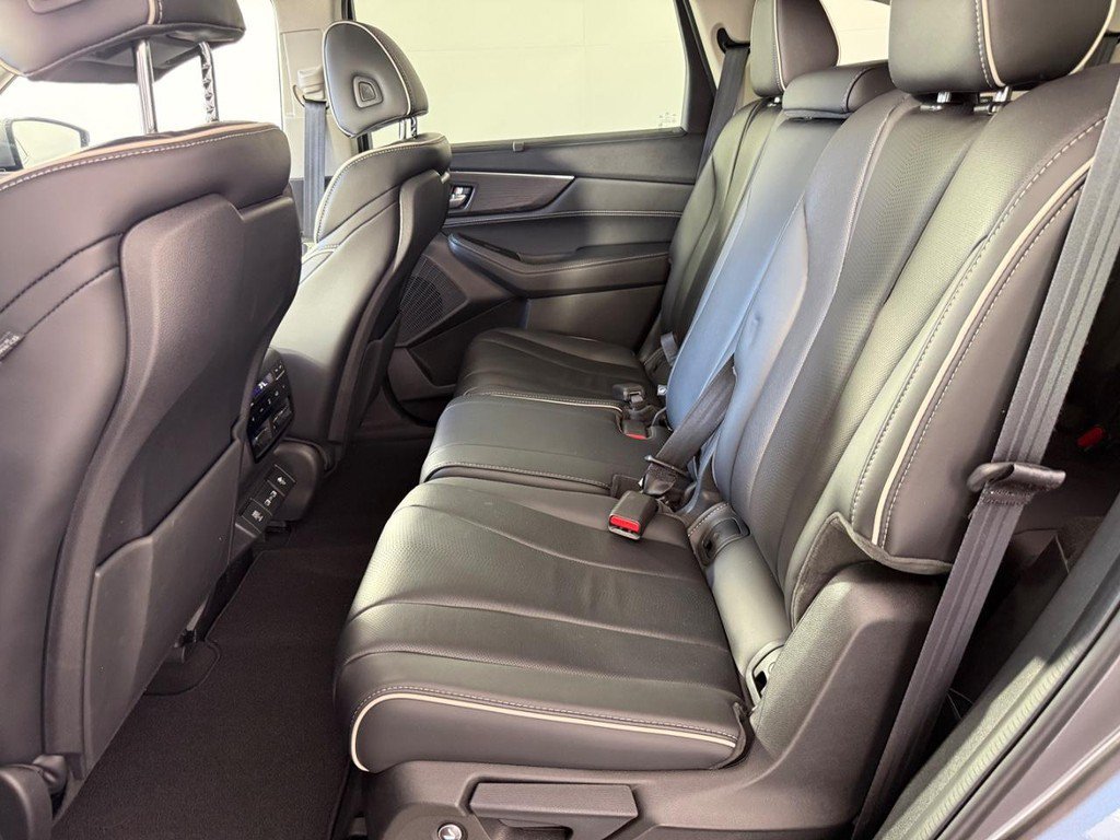 Used 2024 Acura MDX w/ Advance Package AWD/4WD image 21