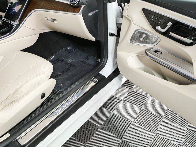 Used 2024 Mercedes-Benz CLE 300 4MATIC Cabriolet image 21