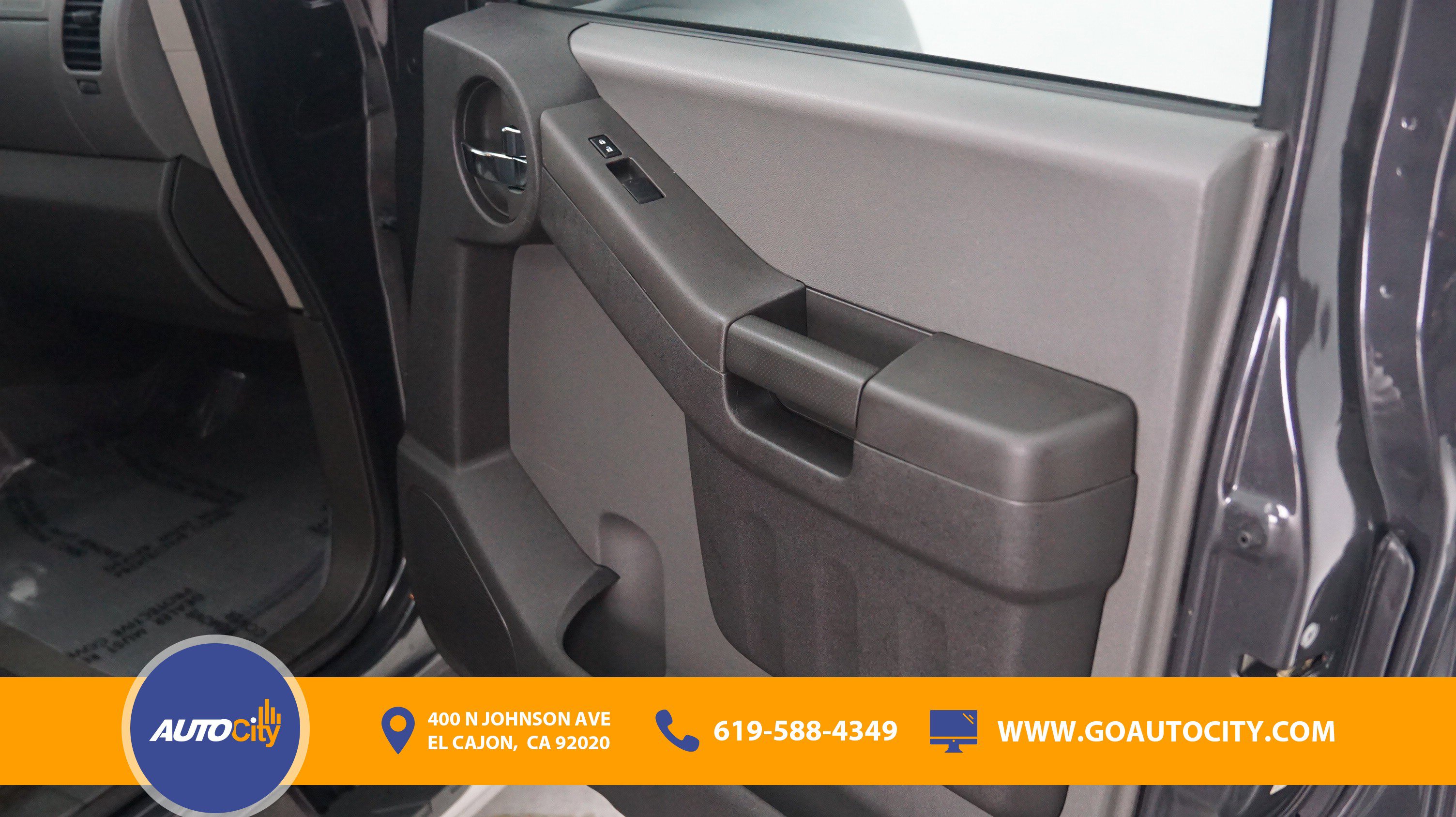 Used 2015 Nissan Xterra S w/ Value Package RWD image 15