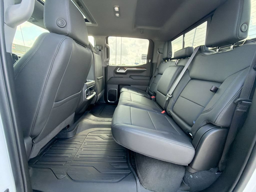 New 2026 GMC Sierra 1500 Elevation w/ Elevation Premium Package AWD/4WD image 17