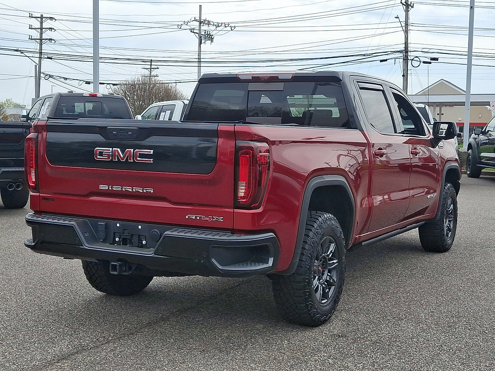 Used 2024 GMC Sierra 1500 AT4X image 10
