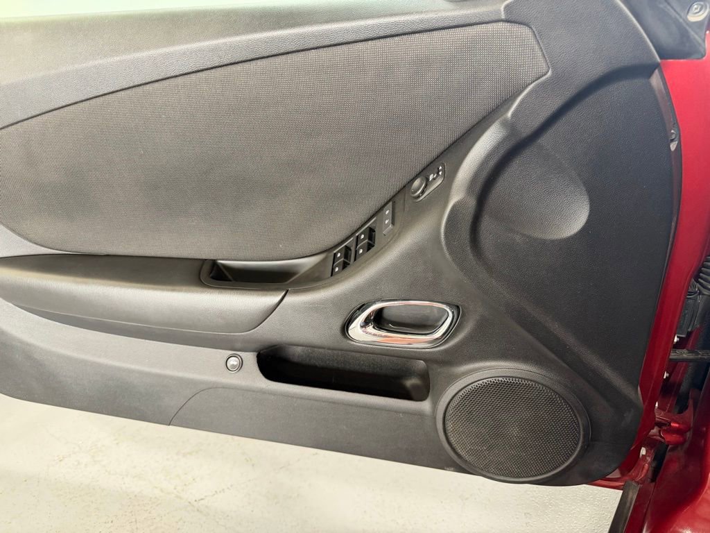 Used 2015 Chevrolet Camaro LT image 14