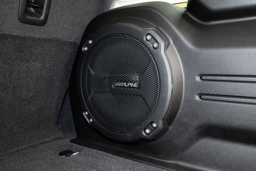 Used 2024 Jeep Wrangler Sahara w/ Technology Group AWD/4WD image 31