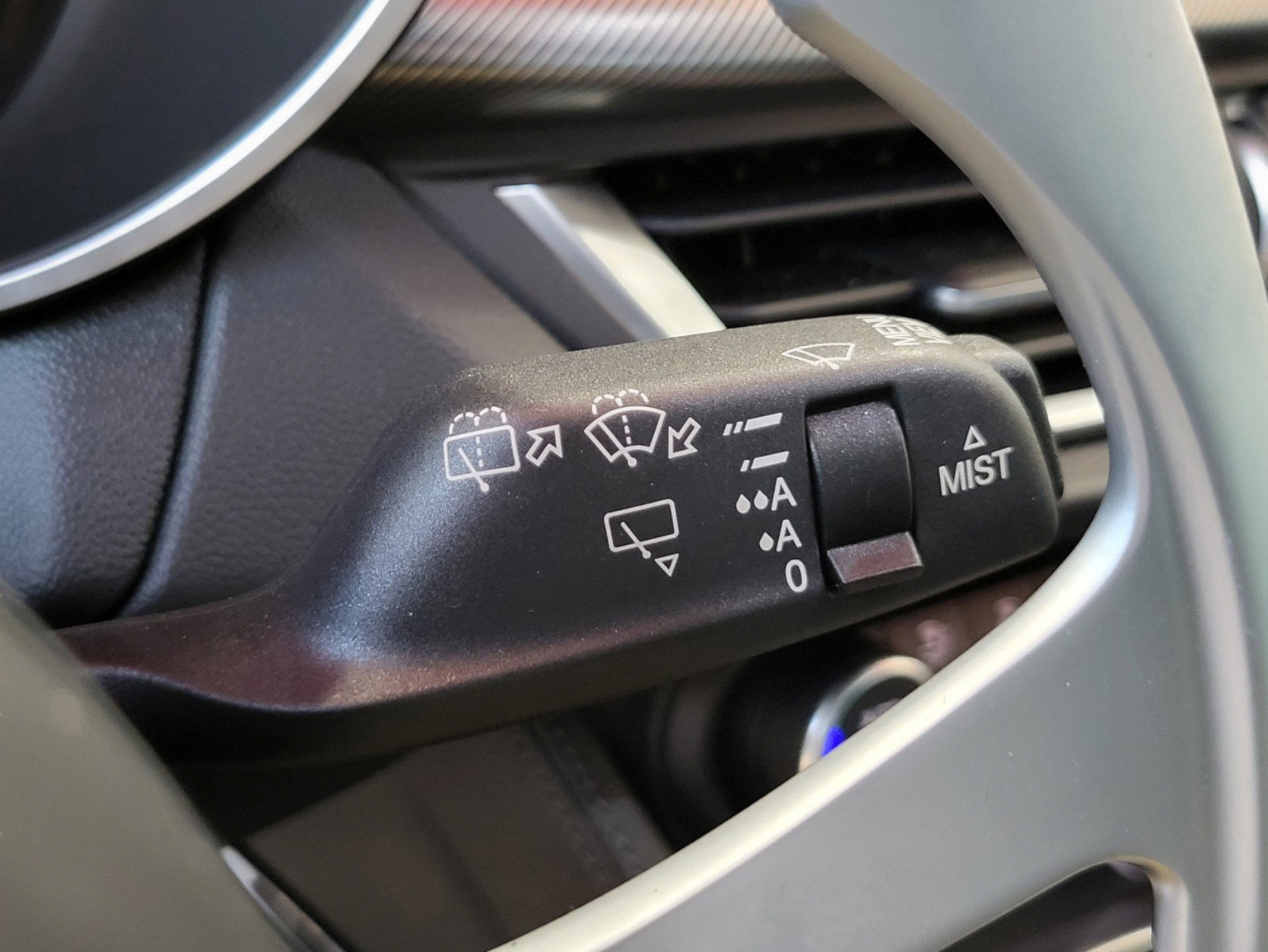 New 2025 Alfa Romeo Stelvio Sprint AWD/4WD image 49