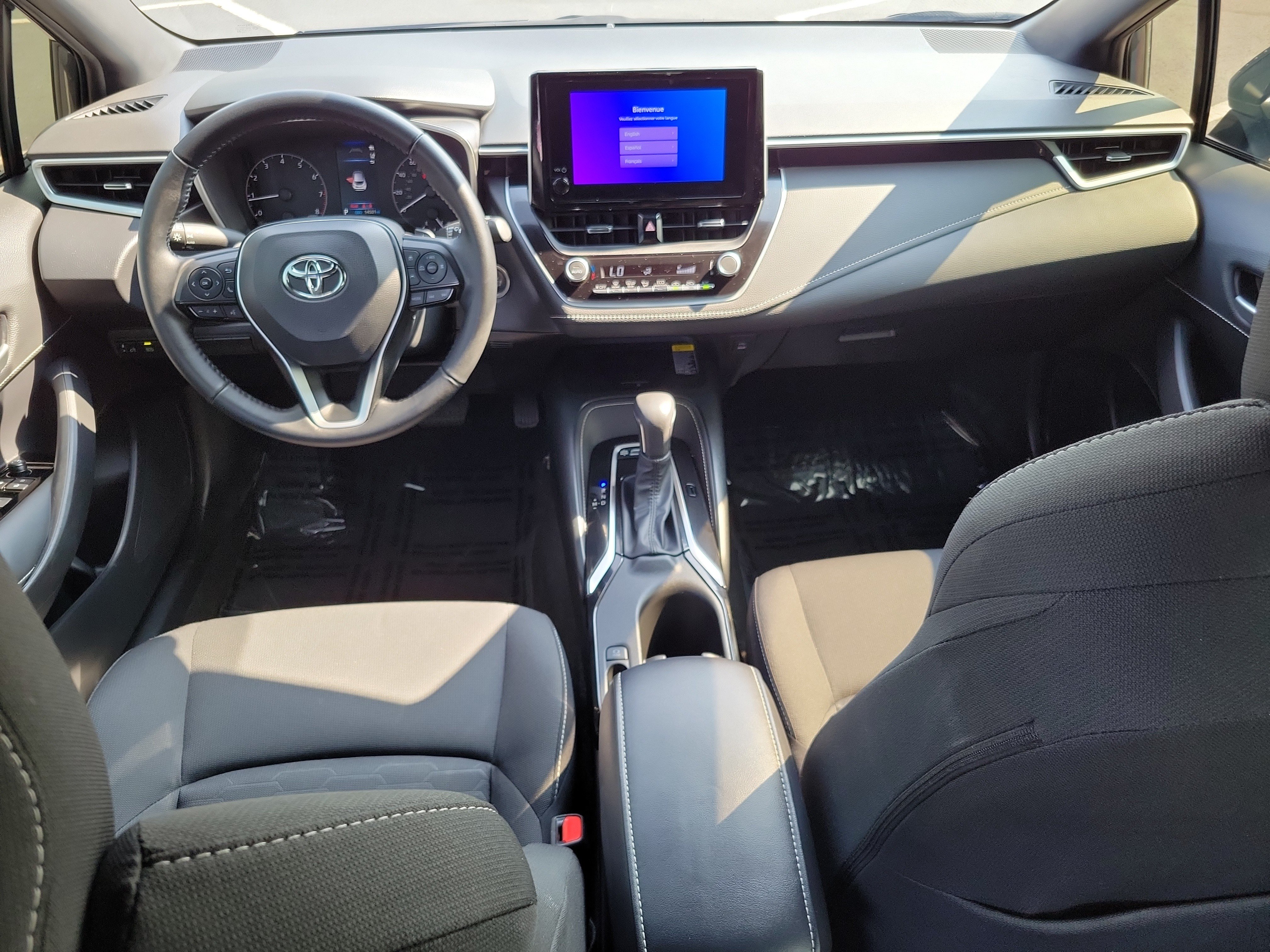Certified 2025 Toyota Corolla SE w/ SE Package FWD image 13