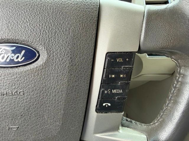 Used 2011 Ford Flex Limited w/ Rapid Spec Order Code FWD image 11