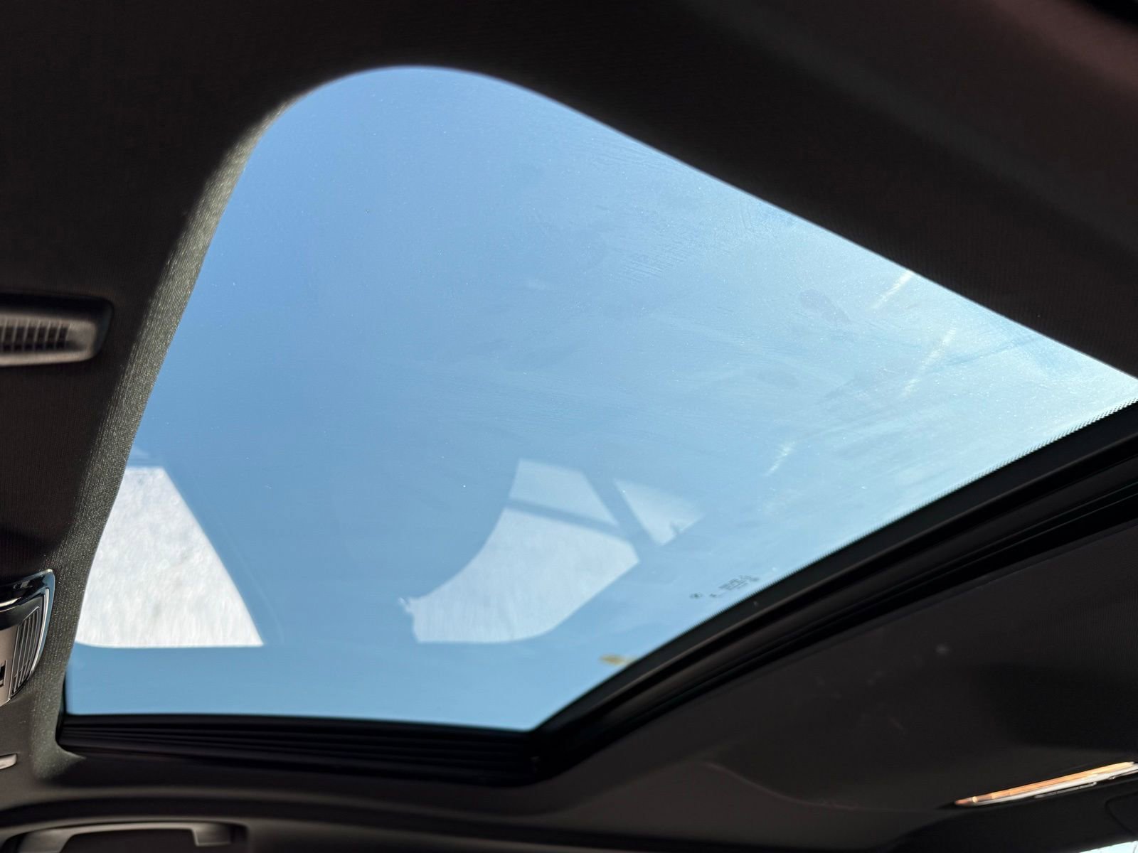 Used 2023 BMW 530e 530e iPerformance w/ M Sport Package image 22