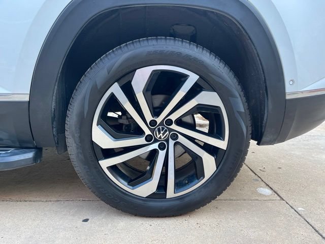 Used 2021 Volkswagen Atlas Cross Sport SEL Premium AWD/4WD image 13