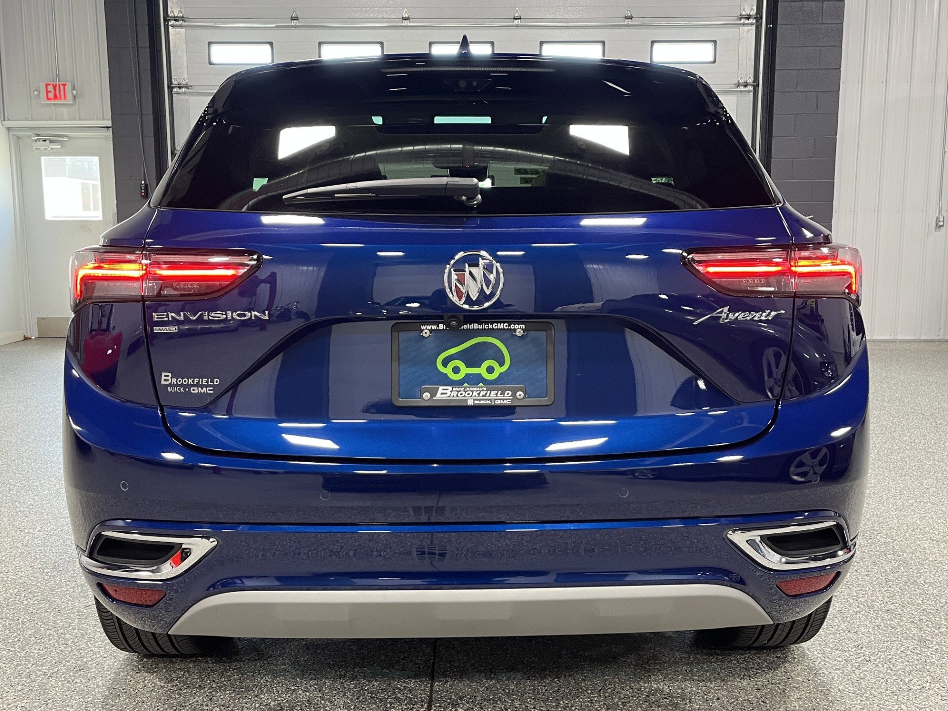 Certified 2023 Buick Envision Avenir AWD/4WD image 4