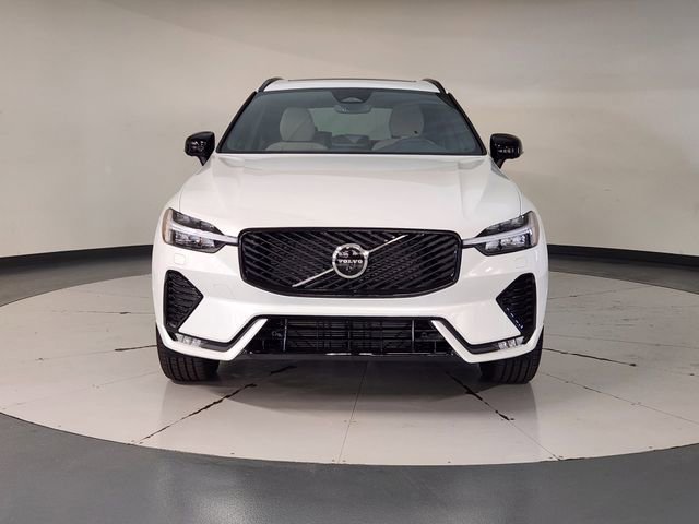 New 2026 Volvo XC60 B5 Plus w/ Protection Package Premier AWD/4WD image 9