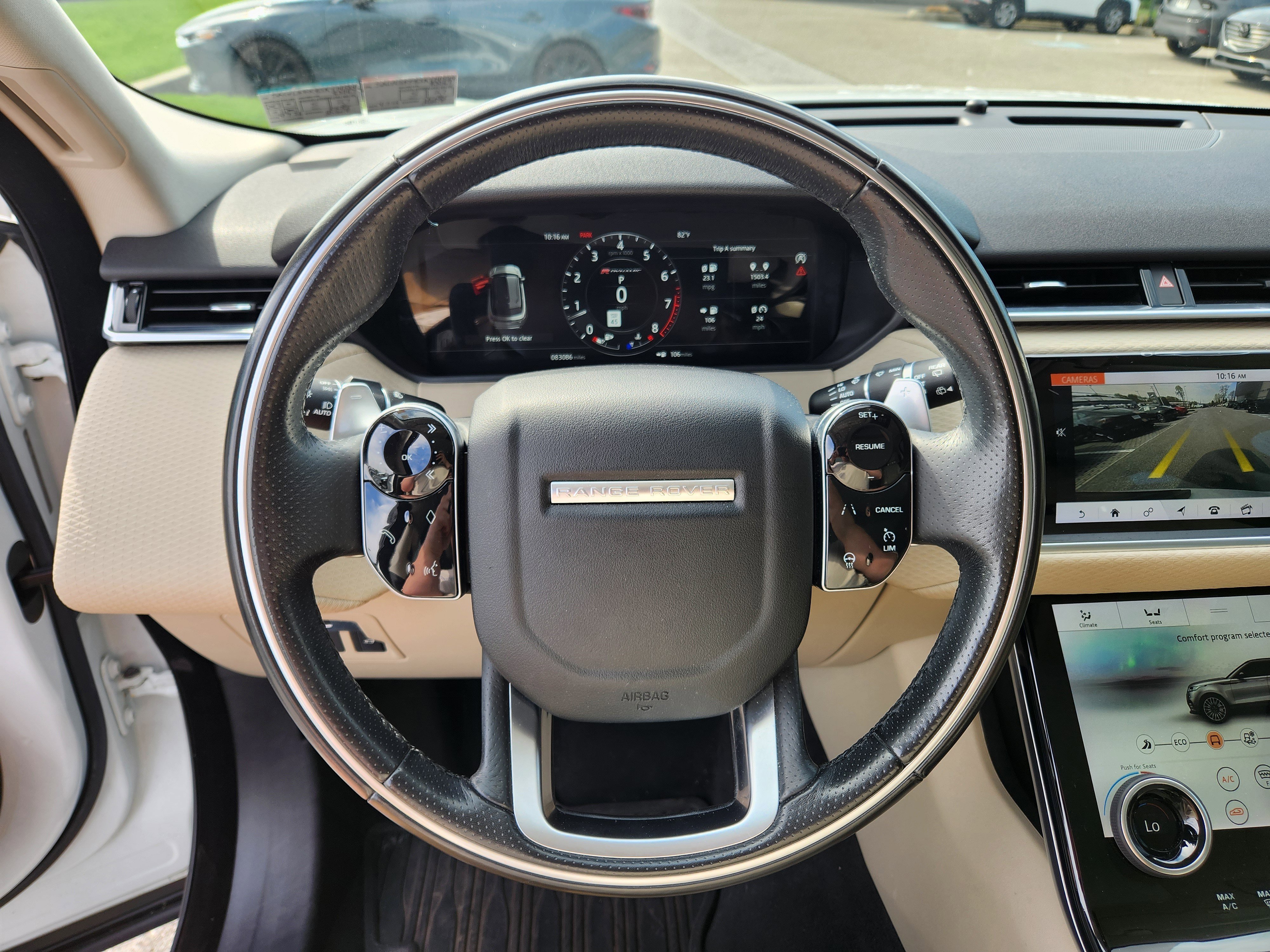 Used 2018 Land Rover Range Rover Velar R-Dynamic SE AWD/4WD image 18