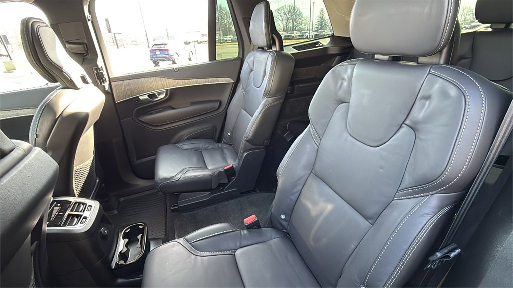 Certified 2024 Volvo XC90 T8 Ultimate w/ Protection Package image 25