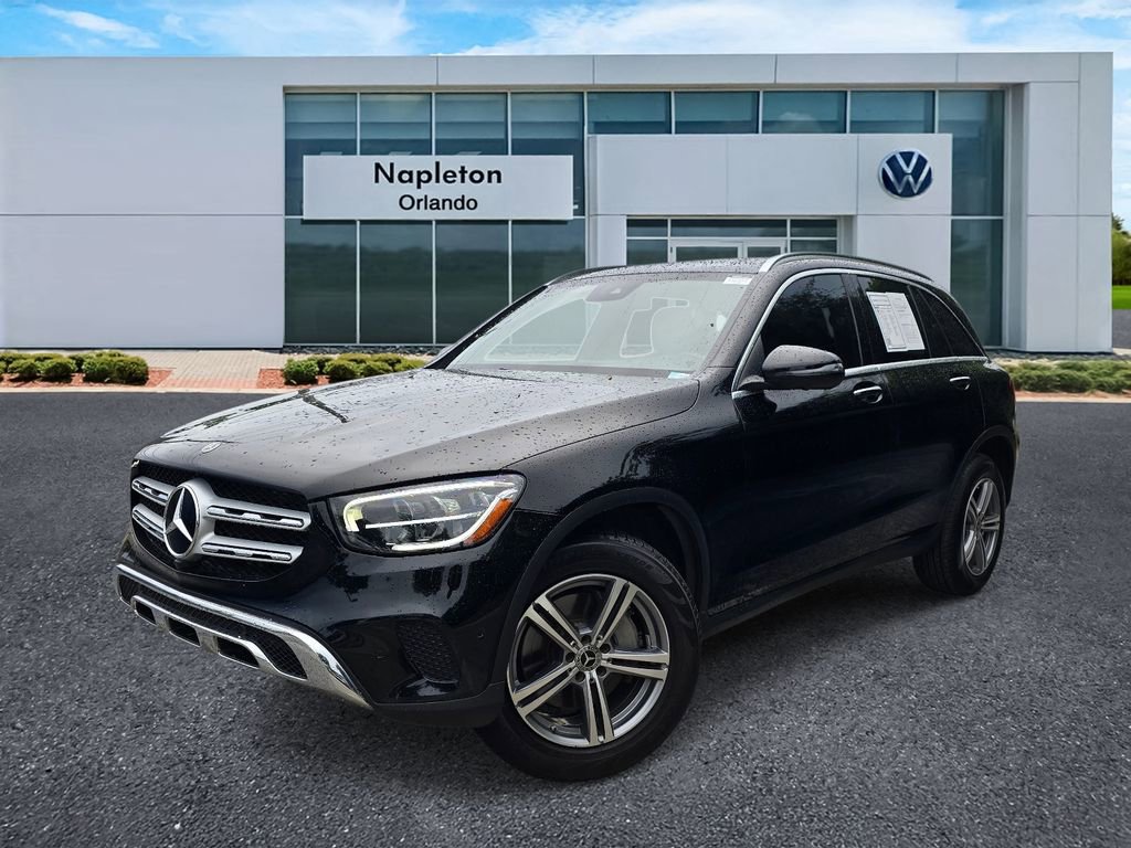 Used 2022 Mercedes-Benz GLC 300 4MATIC w/ Premium Package Lite image 31