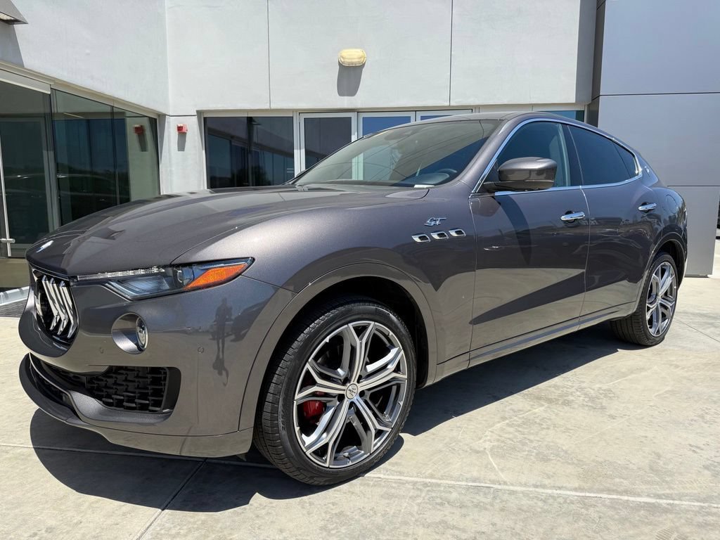 Certified 2023 Maserati Levante GT AWD/4WD image 5