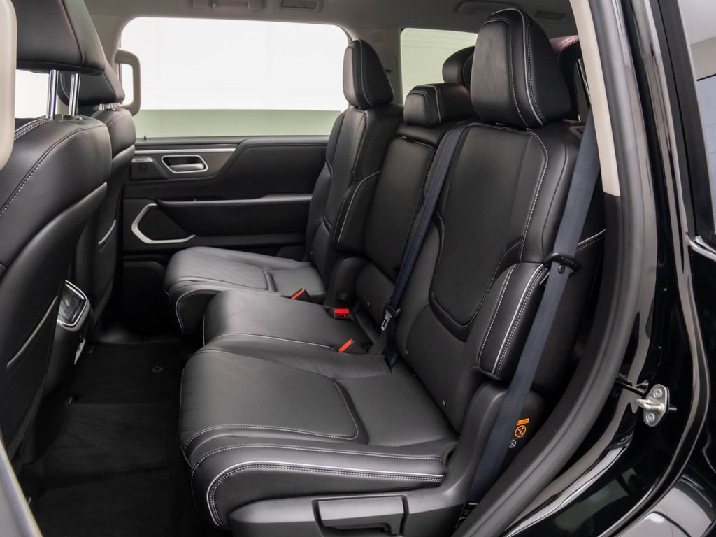 New 2026 INFINITI QX80 Luxe w/ Cargo Package image 14