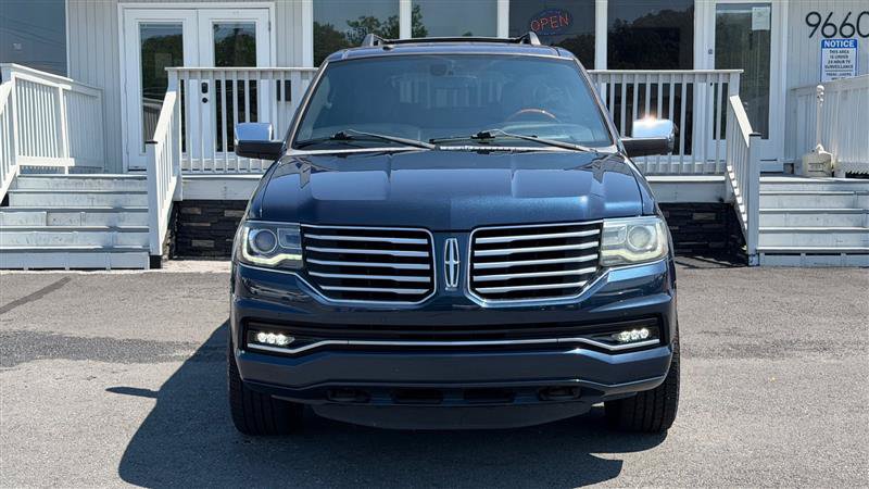 Used 2016 Lincoln Navigator L Select AWD/4WD image 9