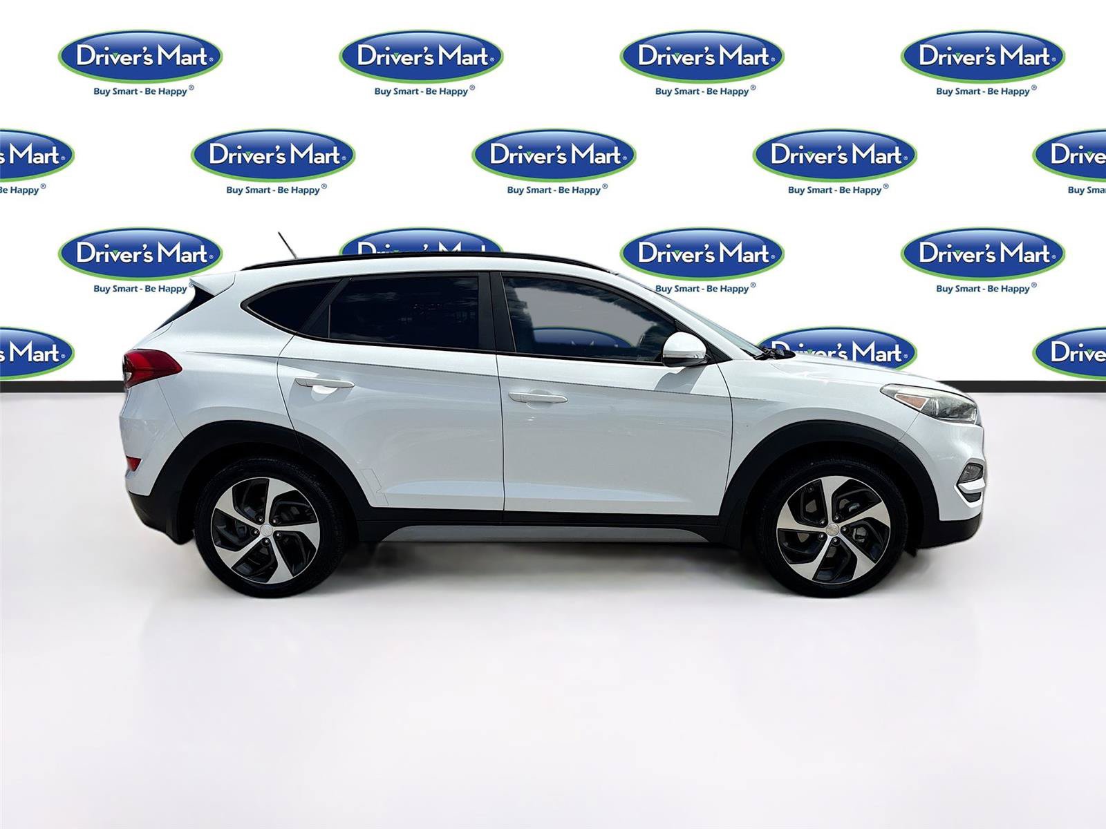 Used 2017 Hyundai Tucson Value w/ Cargo Package AWD/4WD image 8