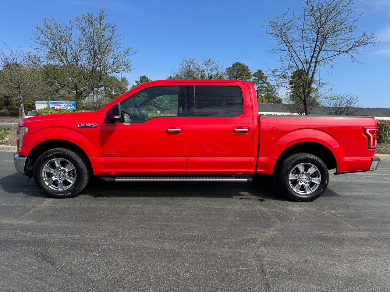 Used 2015 Ford F150 XLT w/ Equipment Group 302A Luxury image 2