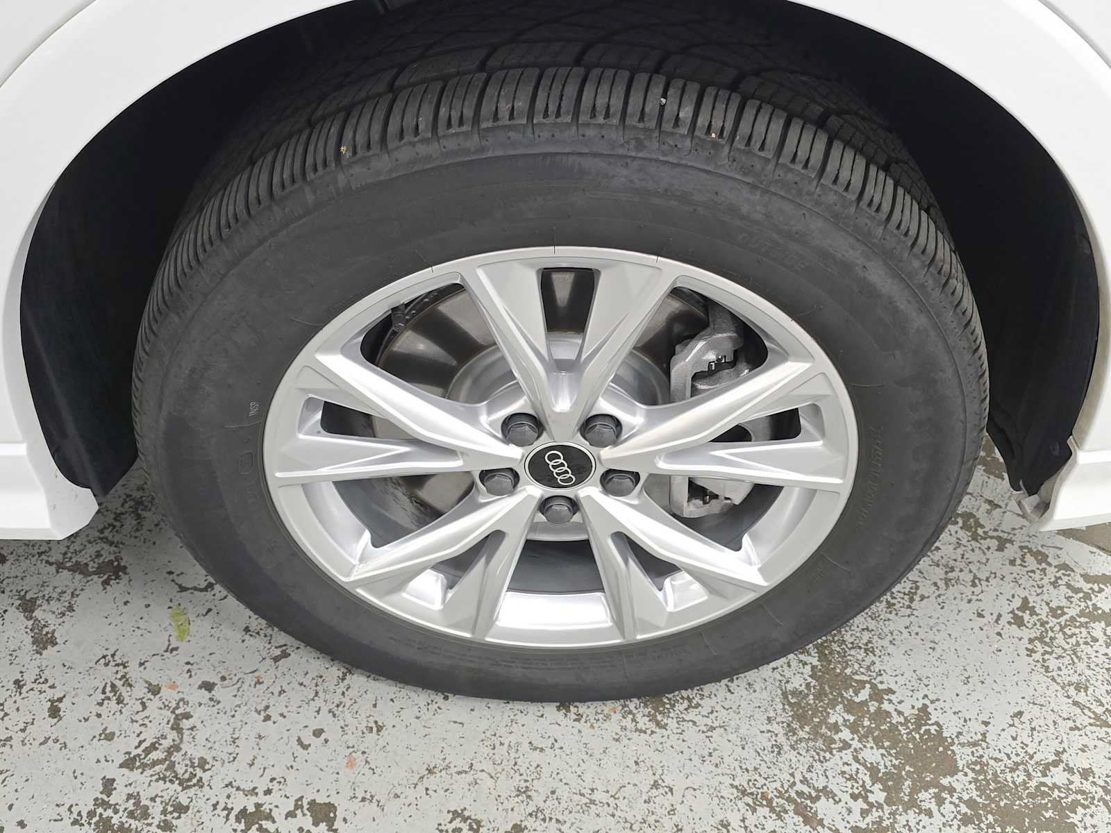 Used 2025 Audi Q3 2.0T Premium AWD/4WD image 9