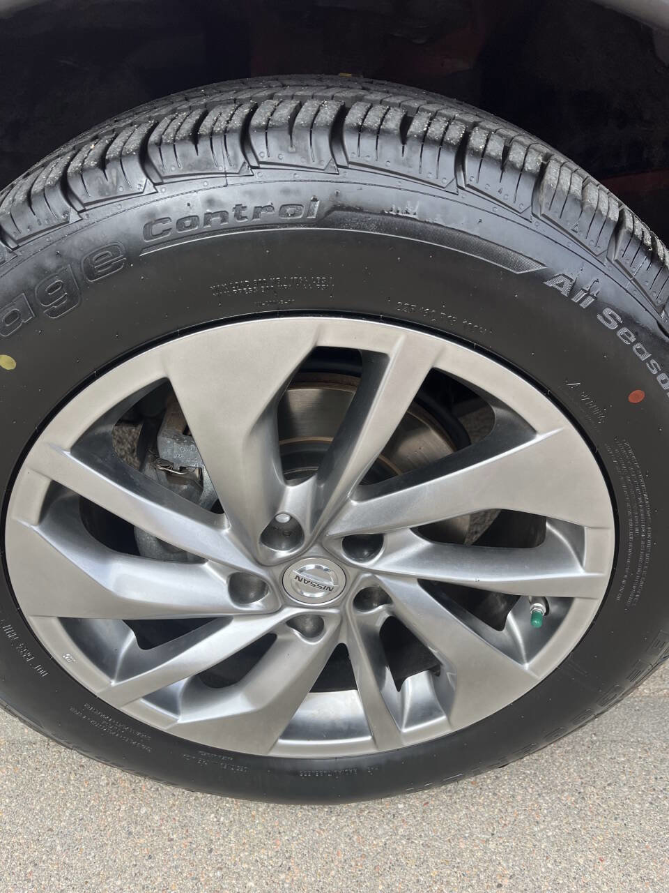 Used 2014 Nissan Rogue SL image 10