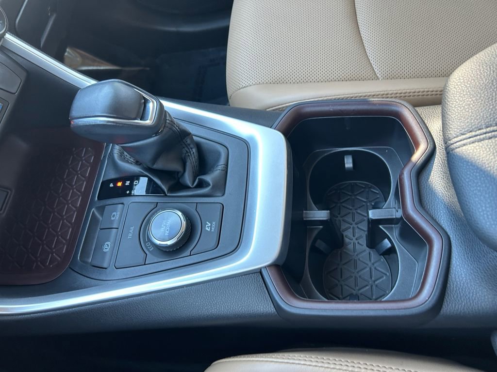 Used 2022 Toyota RAV4 Limited w/ Limited Grade Weather Package image 20